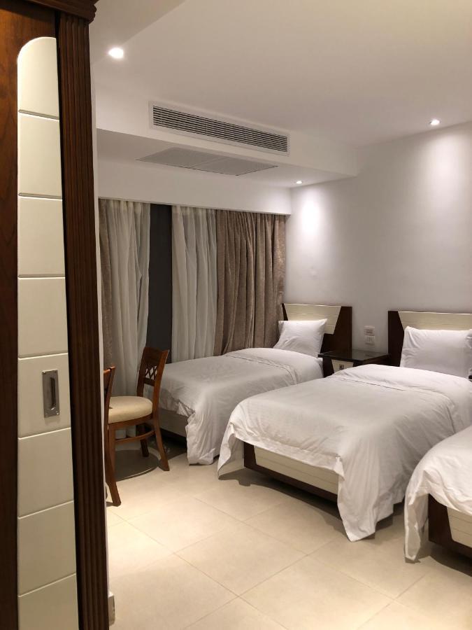 Hotel Maxim